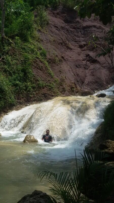 Blusukan ke CURUG KEMBANG SOKA , Air Terjun Tersembunyi di Barat Kota Jogja 