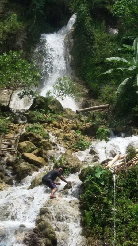 Blusukan ke CURUG KEMBANG SOKA , Air Terjun Tersembunyi di Barat Kota Jogja 