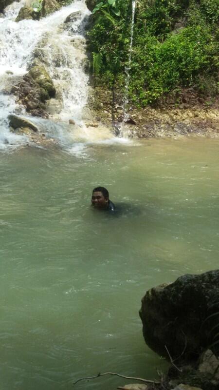 Blusukan ke CURUG KEMBANG SOKA , Air Terjun Tersembunyi di Barat Kota Jogja 