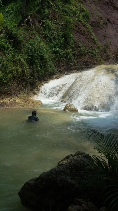 Blusukan ke CURUG KEMBANG SOKA , Air Terjun Tersembunyi di Barat Kota Jogja 