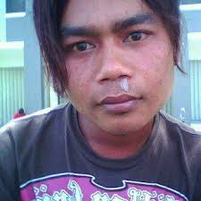 Bahayanya Menghisap Lem Ai*b*n...!!!