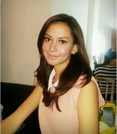 -- &#91; AJAIB ! &#93; Karina Nadila, Si Cantik Yang Jago Terawang Masa Depan --