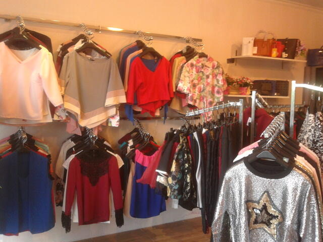 Opening Now and time to shopping ^^