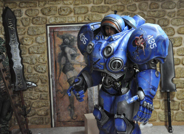Kostum Cosplay Paling Keren yang Pernah Dibuat Dengan Penuh Dedikasi