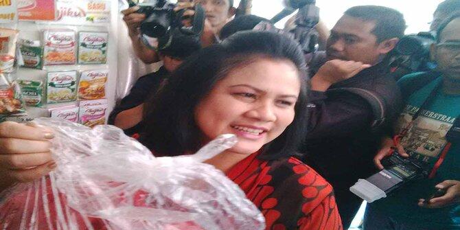 Jelang Pernikahan Putra Sulung, Ibu Negara Belanja Kebutuhan Dapur