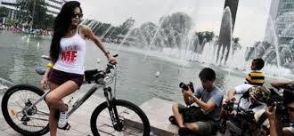 5 Cara Ampuh Dapetin Gebetan Di Car free day
