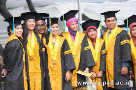  -- SHARE -- Gimana sih rasanya wisuda (bagi pengalaman dong) ?