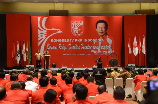 Jokowi oh Jokowi, di PKPI Diberi Mimbar, di PDIP Cuma Duduk Manis