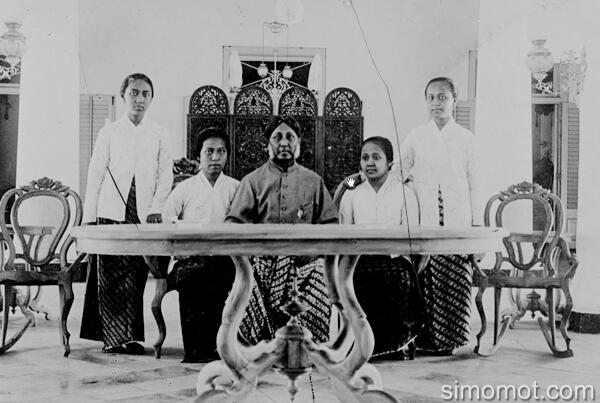 Setiap 21 April, Indonesia Memperingati Selamat Hari Kartini &#91;PICT&#93;