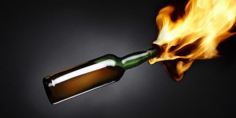 Geng Motor Lempari Rumah Warga dengan Bom Molotov
