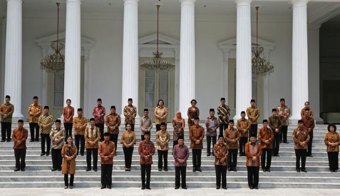 &#91;Gerindra: Saatnya Jokowi Berpikir Untuk Mengundurkan Diri&#93;