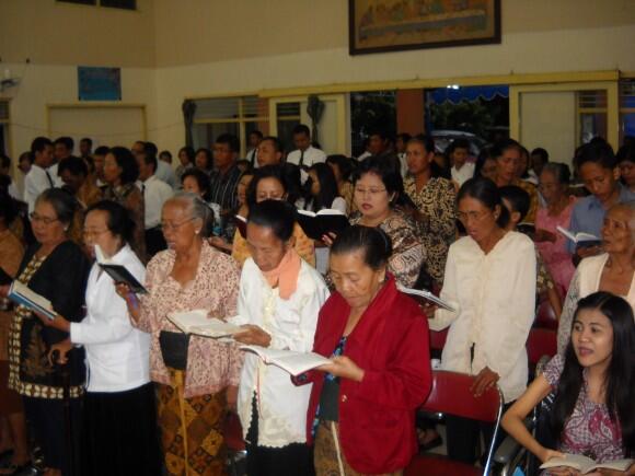 Sebagai WNI, Seharusnya Kalian Bangga Melihat Fenomena Beragama Di Indonesia!!!