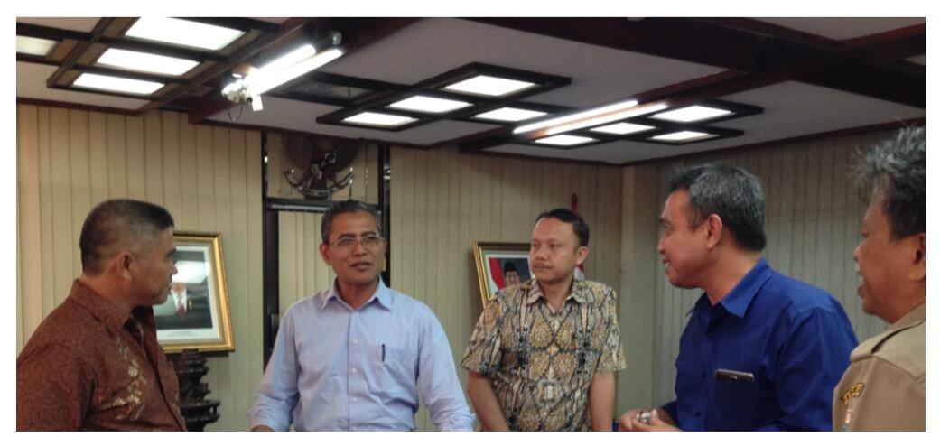SOLUSI BANJIR KIRIMAN & CADANGAN AIR JAKARTA: TOL AIR di Bawah Sungai