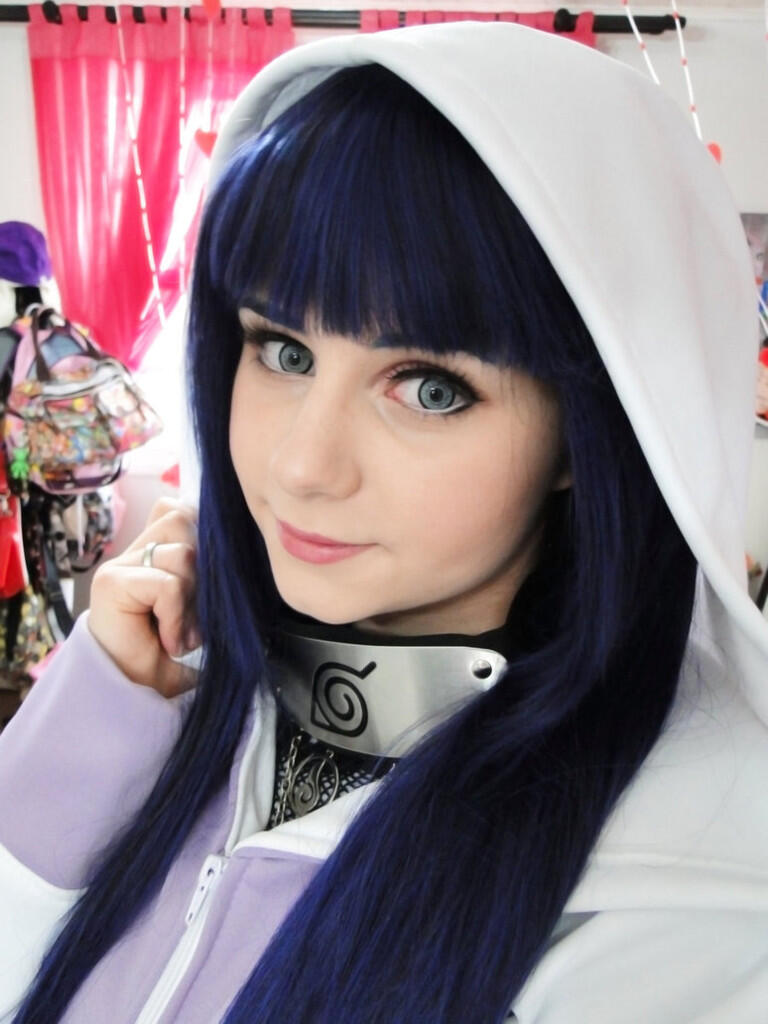 10 Cosplayer Wanita Paling Cantik dan Seksi di Anime NARUTO