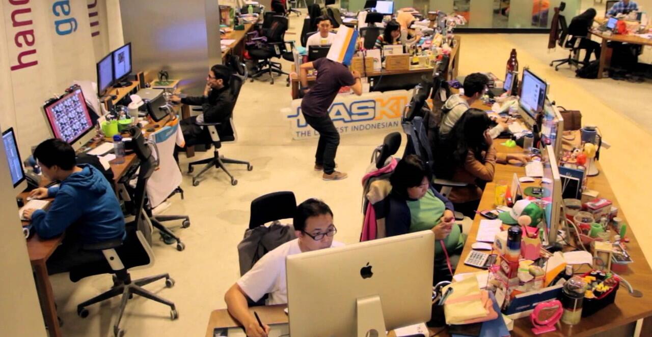 Kamu Jomblo? Jangan Kuatir, Di 10 Tempat Ini Kamu Pasti Bisa Ketemu Jodohmu