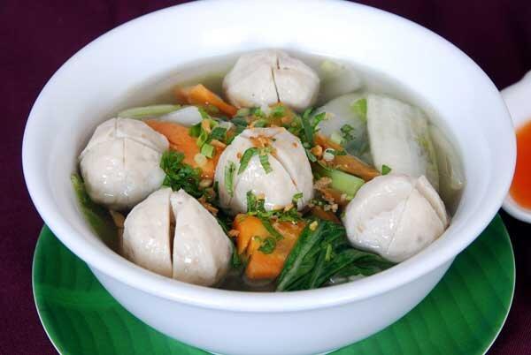 10 Makanan Khas Indonesia yang Bakal Kamu Kangenin Saat Di Luar Negeri