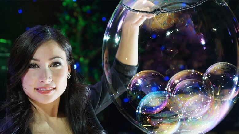 _- &#91; BUKAN Trit Parpum ... &#93; WAH SI MELODY UDAH GEDE MASIH SUKA MAEN SABUN -