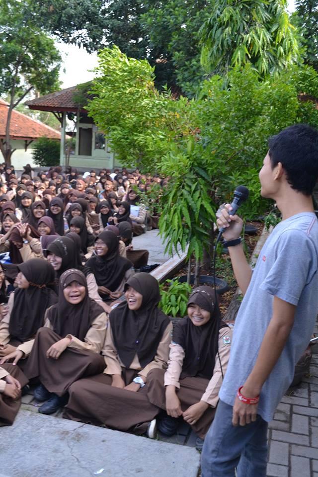 ~♥~&#91;The Lounge&#93; Stand Up Comedy Cilegon~♥~