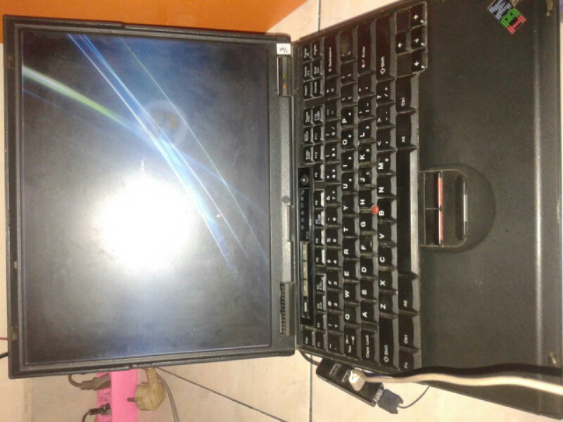 Ask Laptop IBM T23 jadul