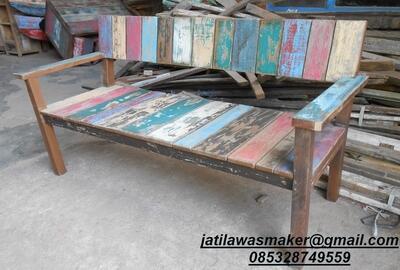 Mengenal Daur Ulang Bekas Bangkai Perahu