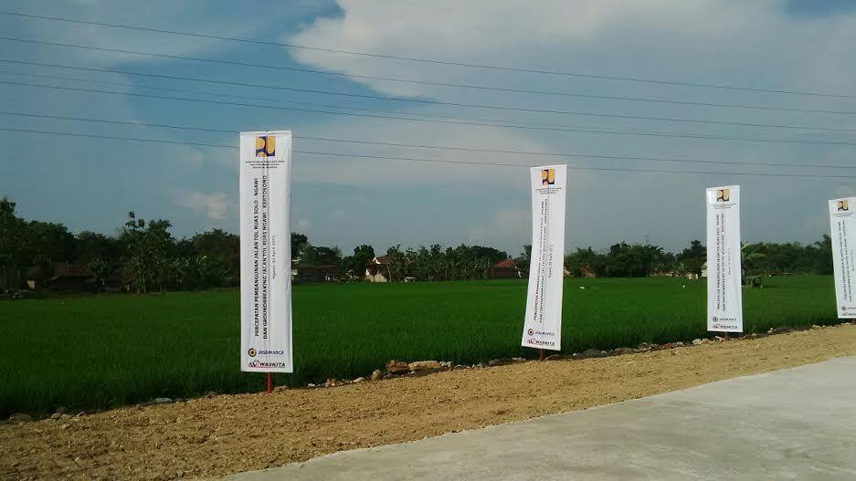 Jokowi Akan Groundbreaking Tol Solo-Kertosono di Tengah Persawahan