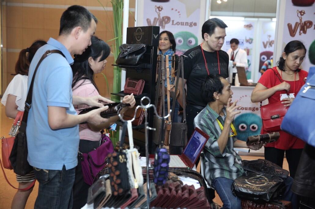 Pameran ILF 2015 - Indo Leather &amp; Footwear 7 - 9 May 2015 JIExpo 