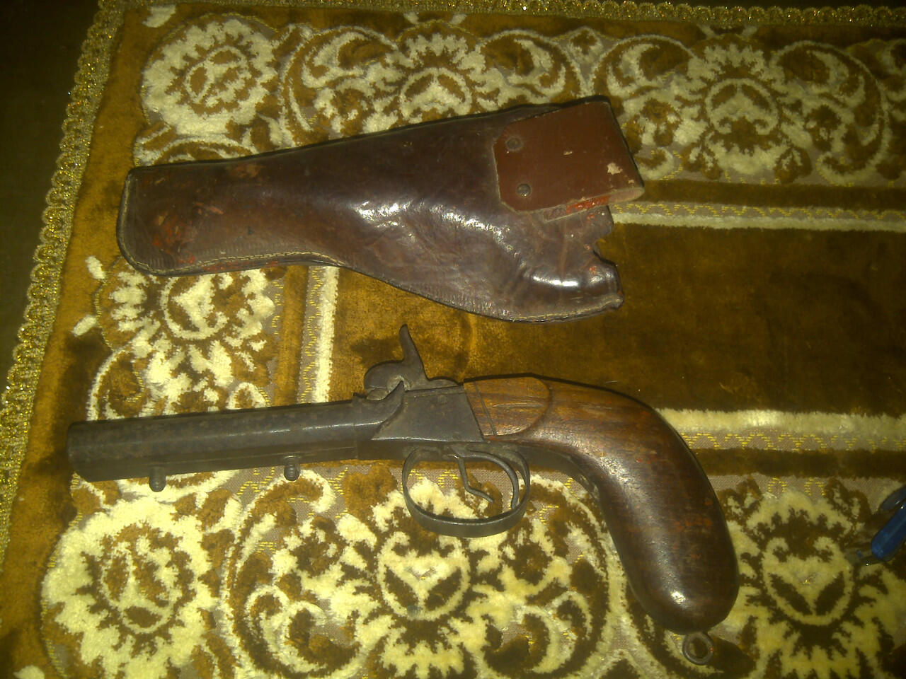 SENJATA ANTIK