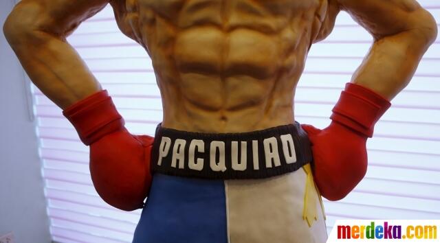 Warga Filipina Bikin Kue Raksasa Manny Pacquiao