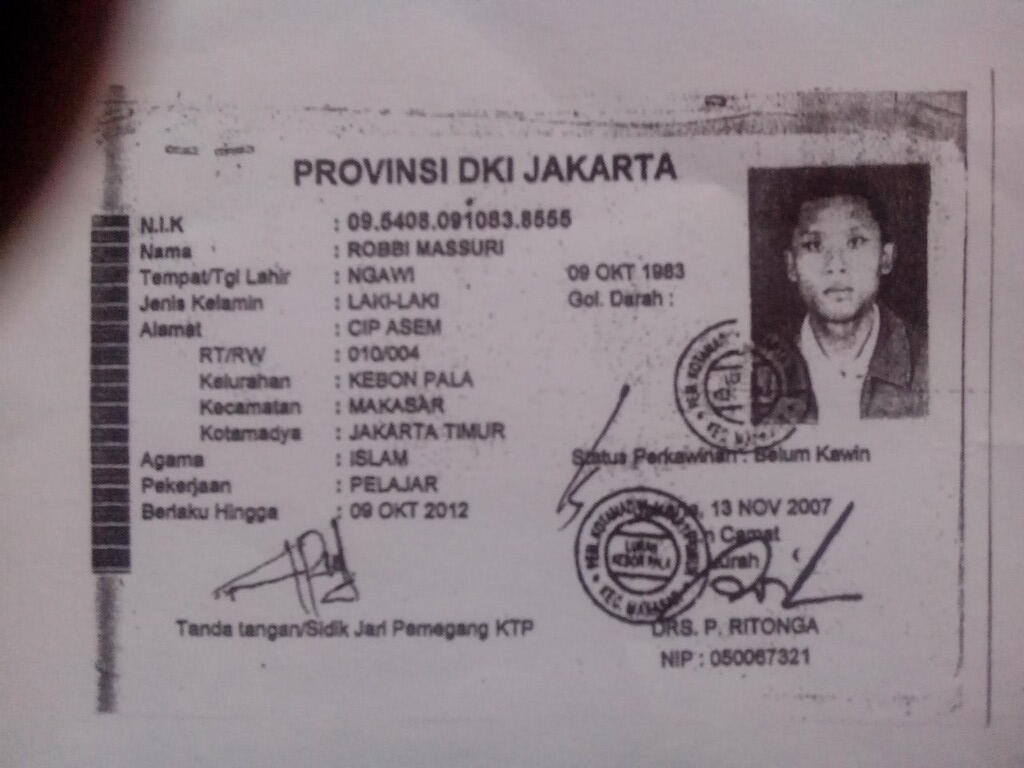 Dicari Atas Nama Robby Massuri / Robbi Massuri / ObetBlackNice