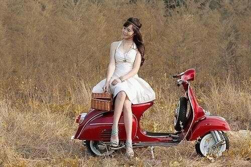 &#91;PICT&#93; Si Seksi dan Montok dari Italia, dialah....