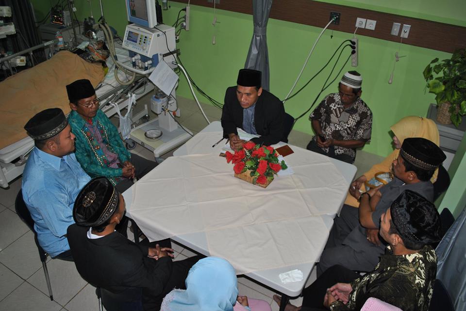 Ibu Sakit Koma, Sang Putri Memutuskan Menikah di Rumah Sakit, di Hadapan Sang Ibu