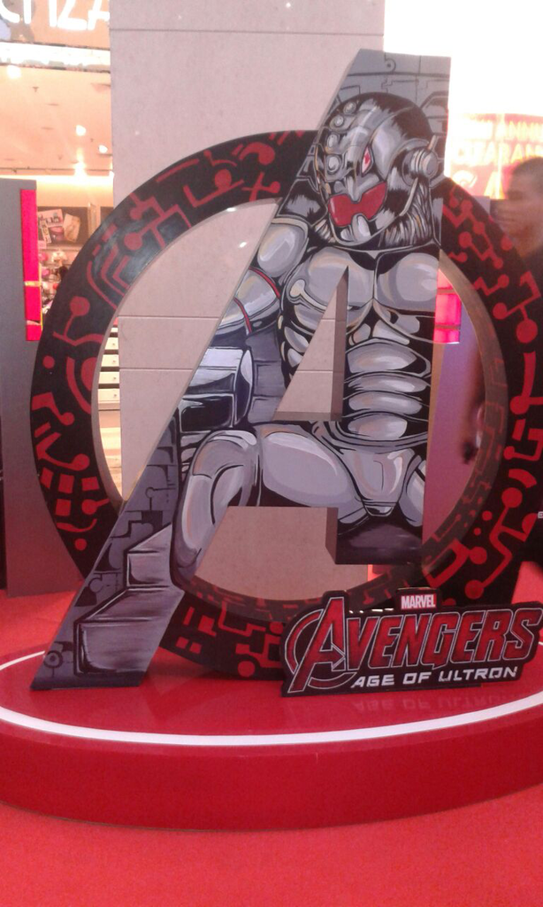 lomba design logo avengers age of ultron