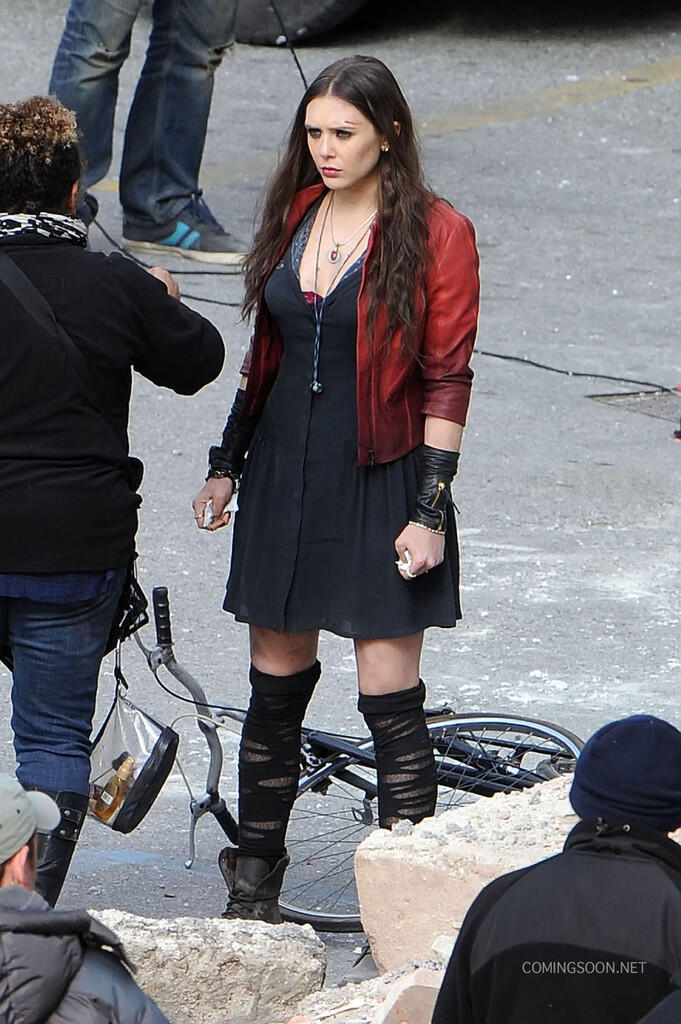 Elizabeth Olsen / Scarlet Witch ( The Avengers Age Of Ultron ) Pict++