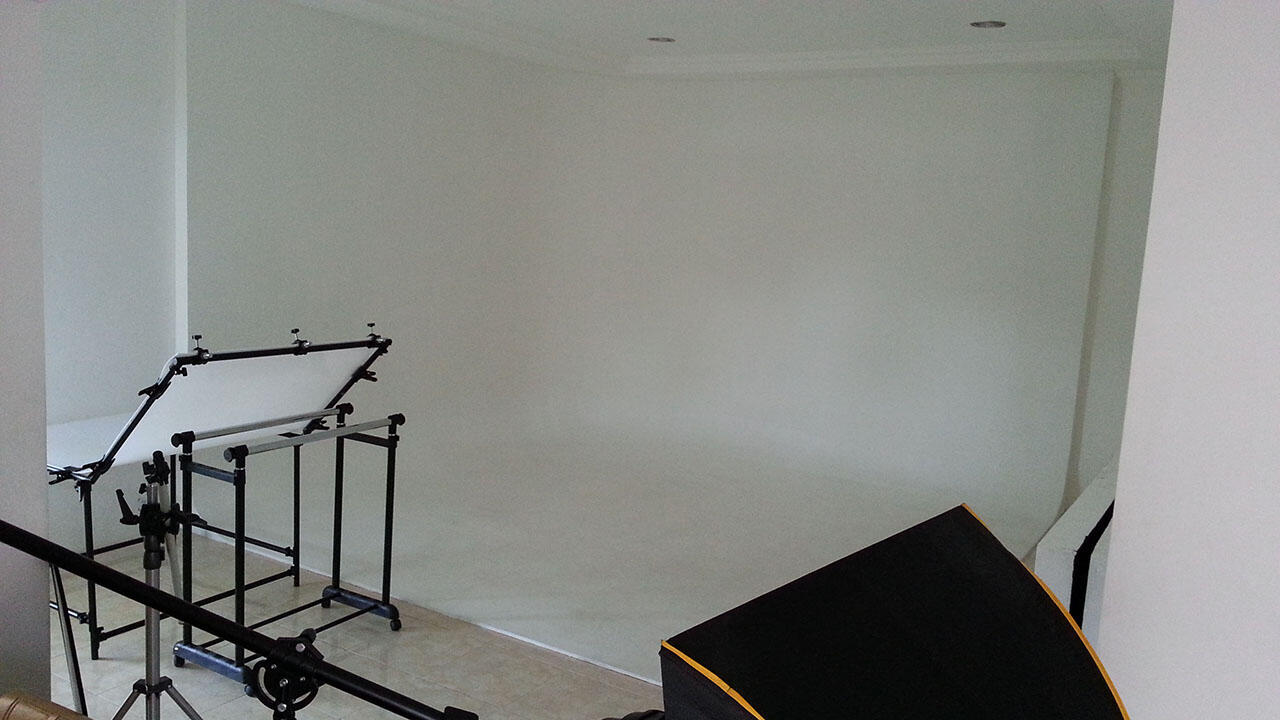 RENTAL STUDIO FOTOGRAFI JAKARTA SELATAN : FORTRESS PHOTO STUDIO