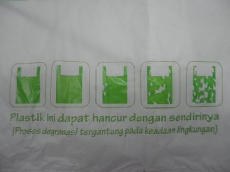 BIJAK DALAM MEMANFAATKAN (SAMPAH) PLASTIK