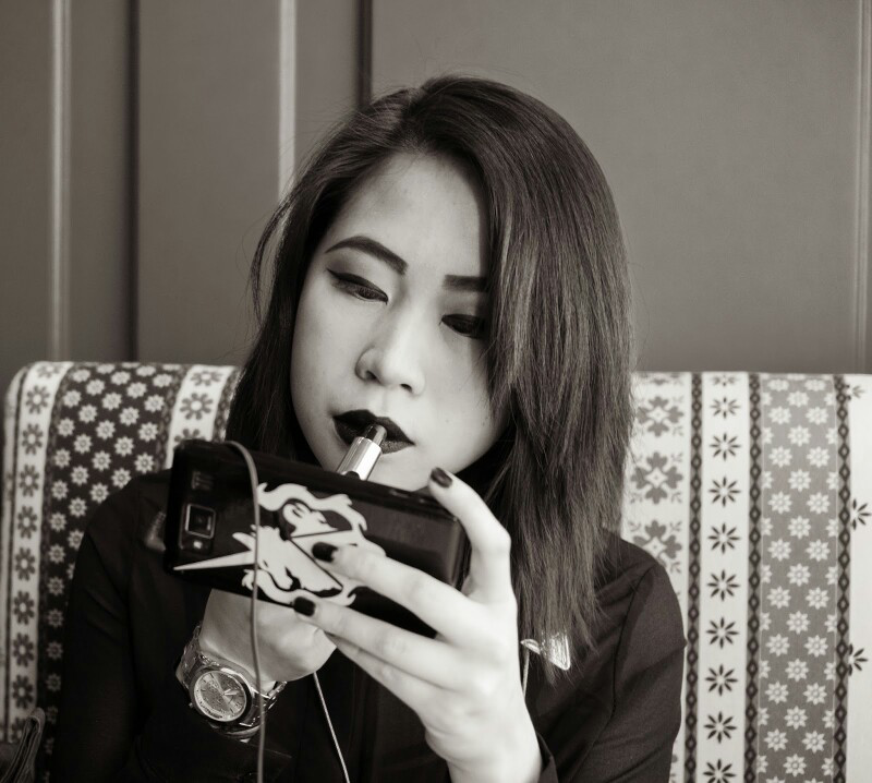 Ketika Gadget Mahal Beralih Fungsi Menjadi Hal Konyol