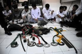 Senjata-Senjata Berbahaya yang Hanya ada di Indonesia