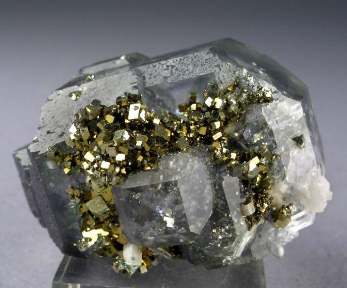 25 Batu Mineral Paling Cantik di Dunia