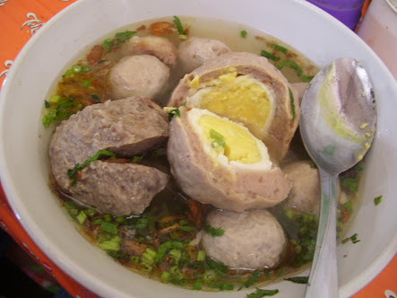 (Info Kuliner) Monyet Gn Semeru Diburu untuk Campuran Bakso !!!