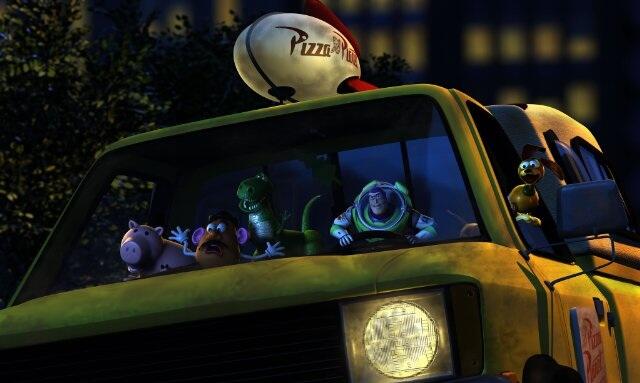 Apakah Agan Sadar Kalau di FIlm Buatan Pixar Ini Ada Tokoh...