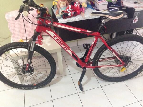 Terjual Sepeda Trek 3900 Merah Seperti 
