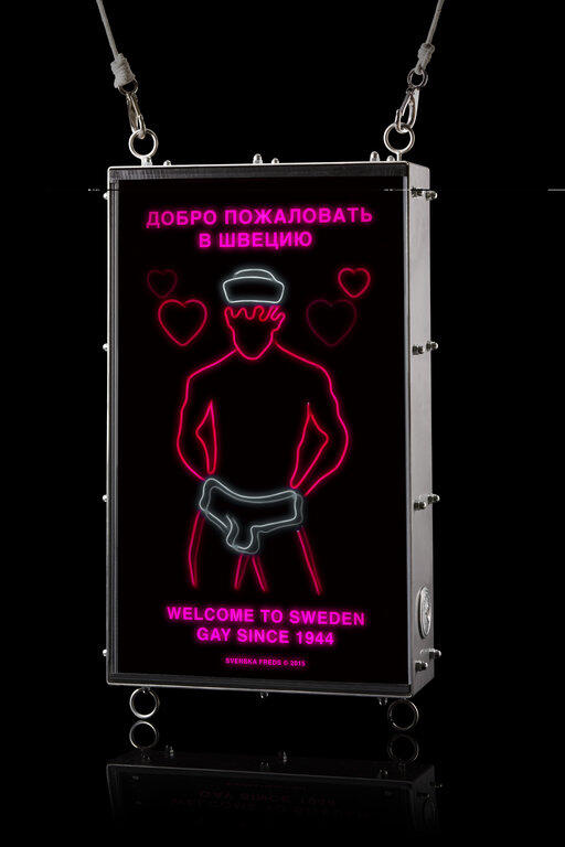 &#91;Anti Lontong&#93; Sweden trolls Russian submarines with a dancing gay neon sailor