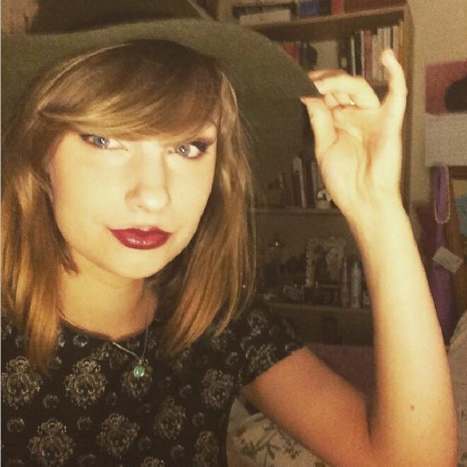 Taylor Swift Punya Kembaran, Ane baru tau gan. Agan ??