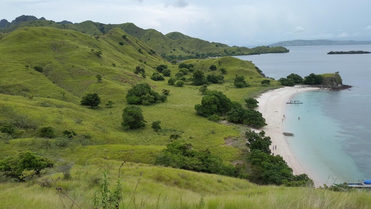 Berlayar Di Kenawa Santoda Gili Laba Pink Beach,Trip mewah tapi murah video Udara