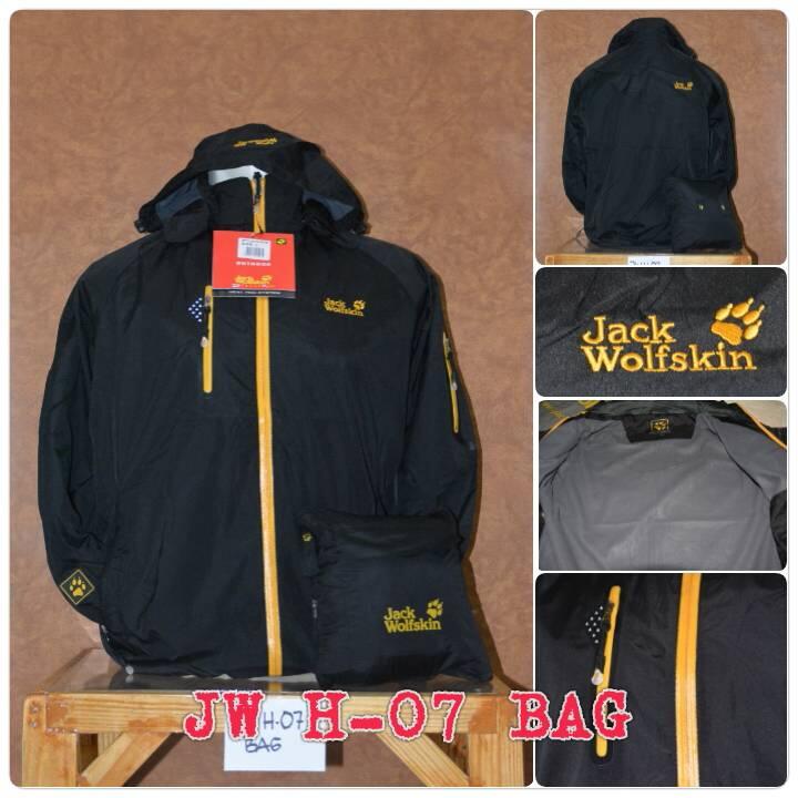 Jaket Running ADIDAS | NIKE | Outdoor Gunung | Jack Wolfskin | North Face |