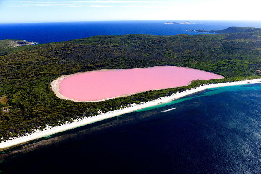 Padahal Masih di Bumi, Tapi Tempat-tempat Ini Keliatan Kayak di Planet Asing!