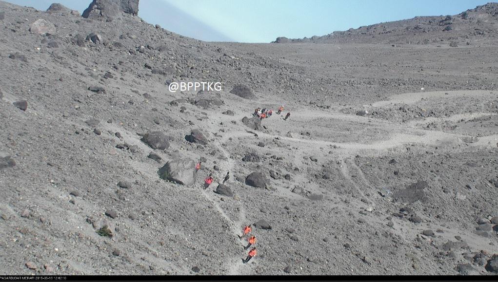 Mahasiswa Atmaja Pendaki Merapi Dilaporkan Terjatuh ke Jurang Kawah 