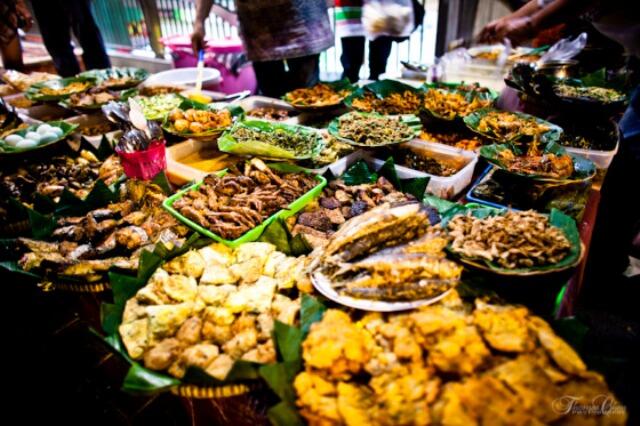 7 Street Food Yang Sering Agan Jumpai