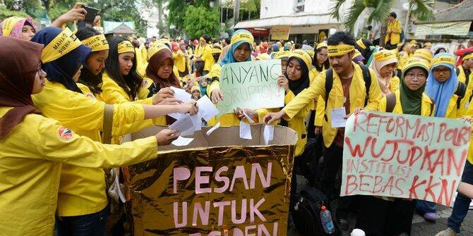 Gerakan Mahasilswa Lengserkan Jokowi Gembos di Tengah Jalan