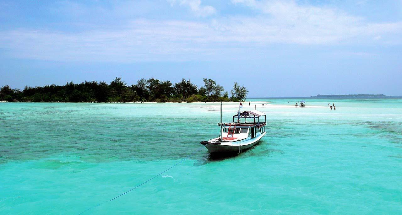 &#91;PURE sharecost&#93; Karimun Jawa 29 mei - 1 juni